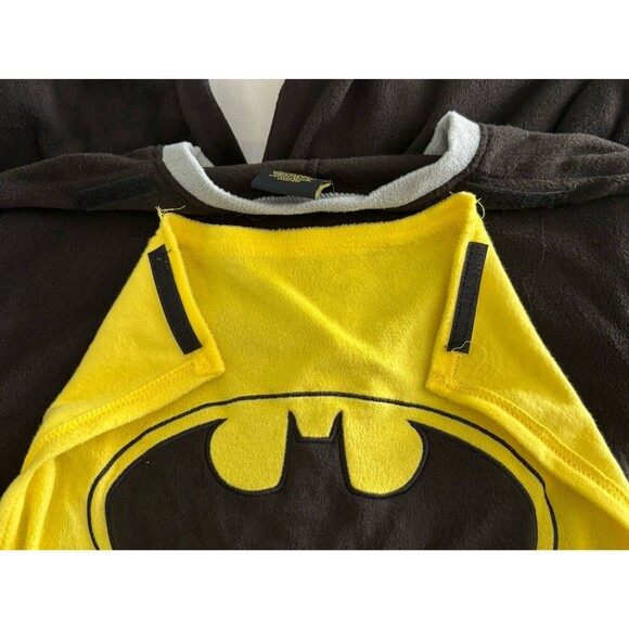 DC Comics BATMAN Fleece Zip Up Pajama Suit Costume w/ Cape Men M Black/Yellow - Picture 7 of 10